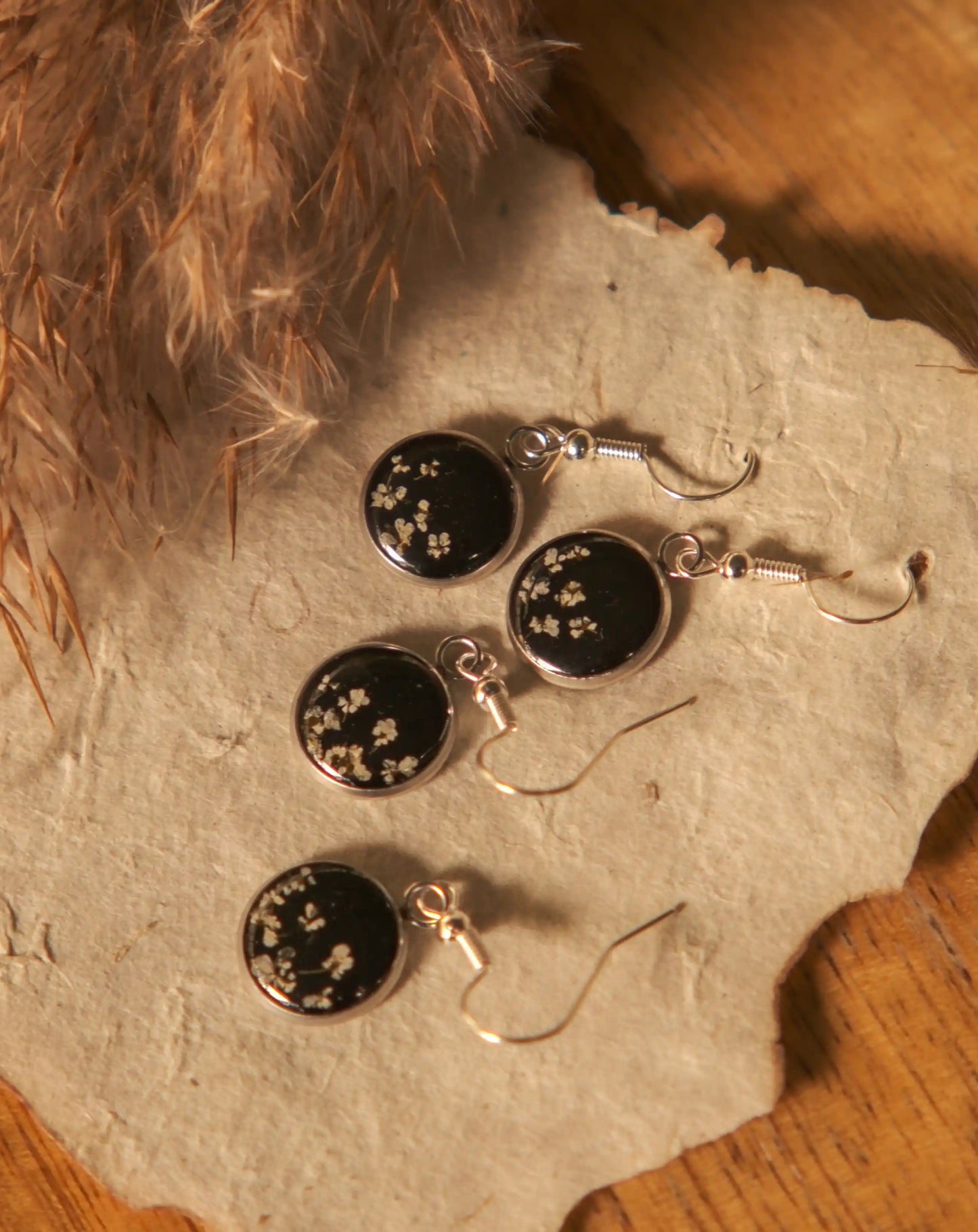 Blooming Hedgeparsley Circle Earrings - Silver