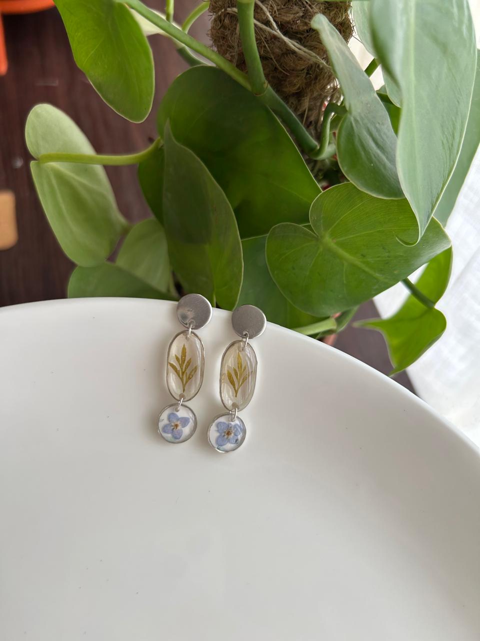 Twofold Petal Earrings