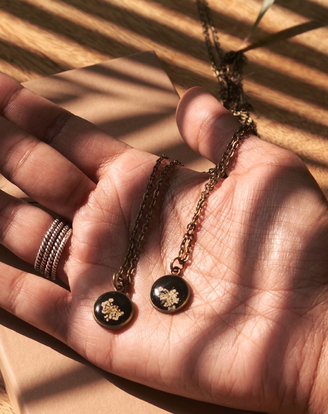 Hedgeparsley Midnight Necklace
