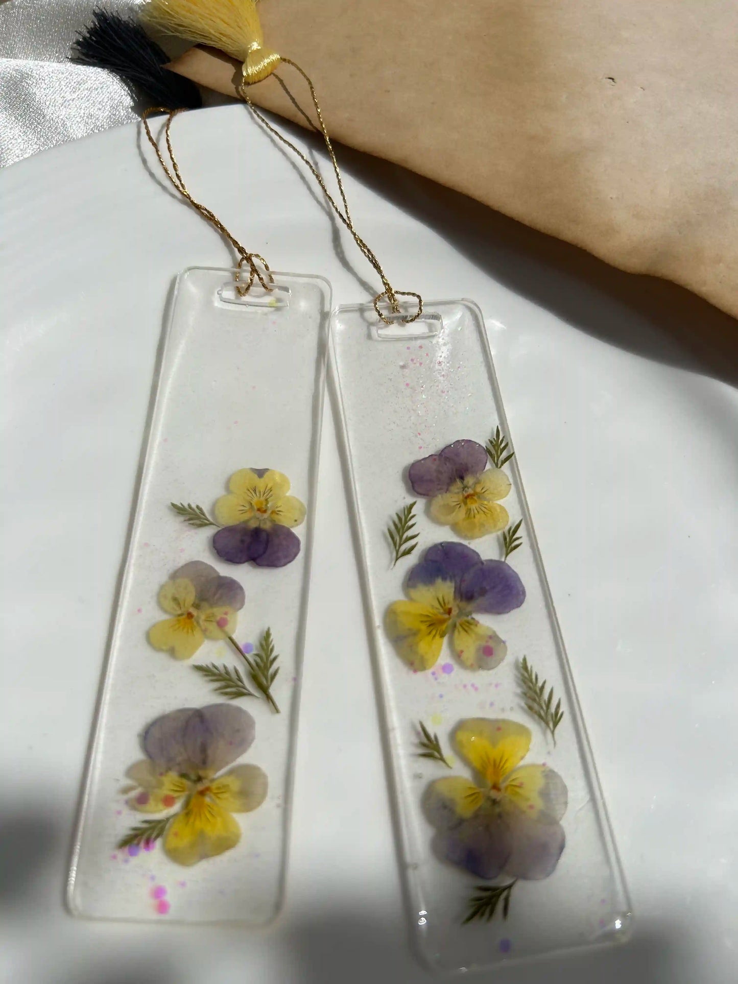 Pansy Duo Bookmark
