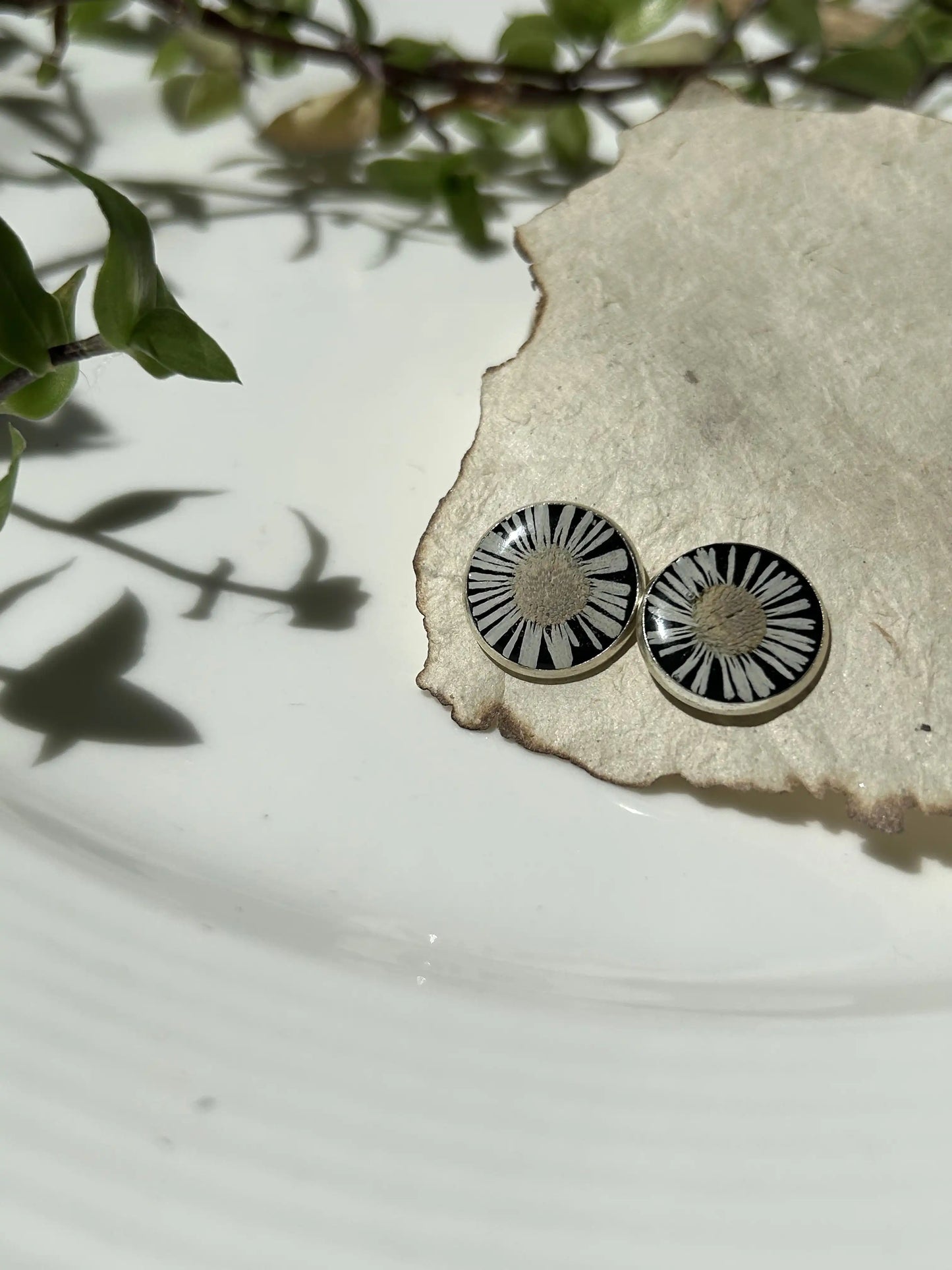 Breezy Fleabane Flower Studs