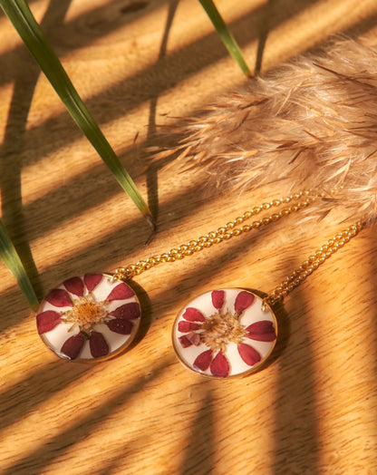 Pericallis Dream Neckalce