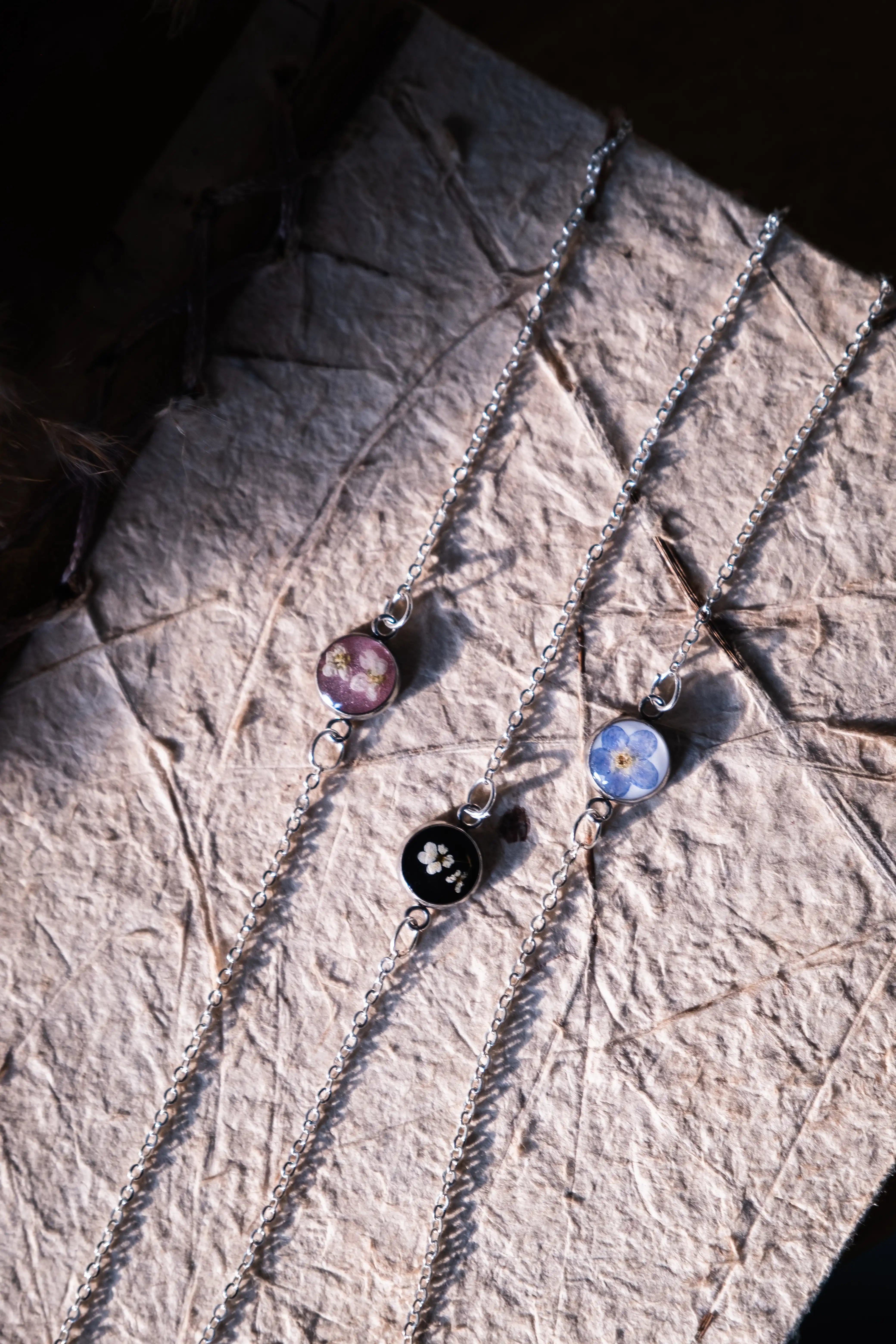 Minimalist Flora Bracelet - Forget Me Not Flower