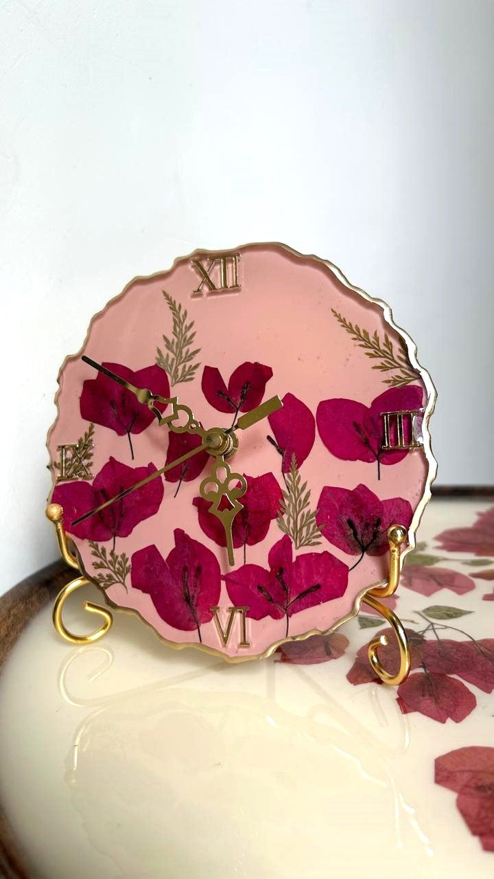 Flowerhour Table Clock