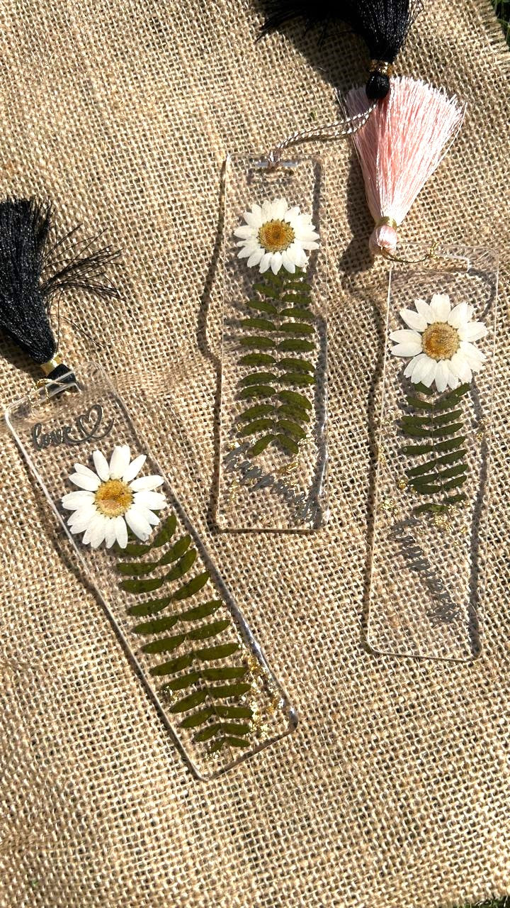 Daisy Bookmark
