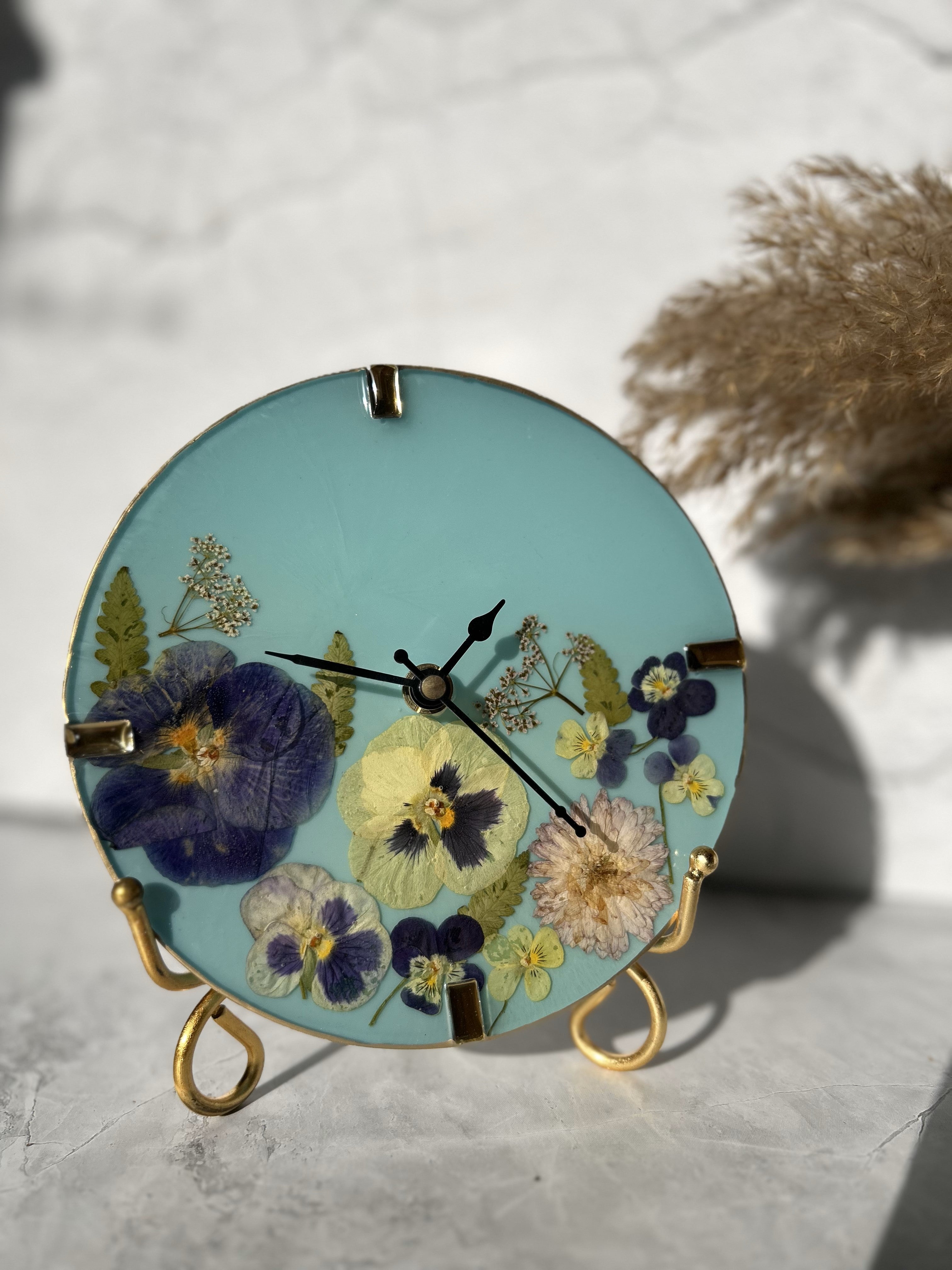 Pansy Petal Table Clock