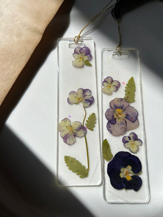 Pansy Page Keeper