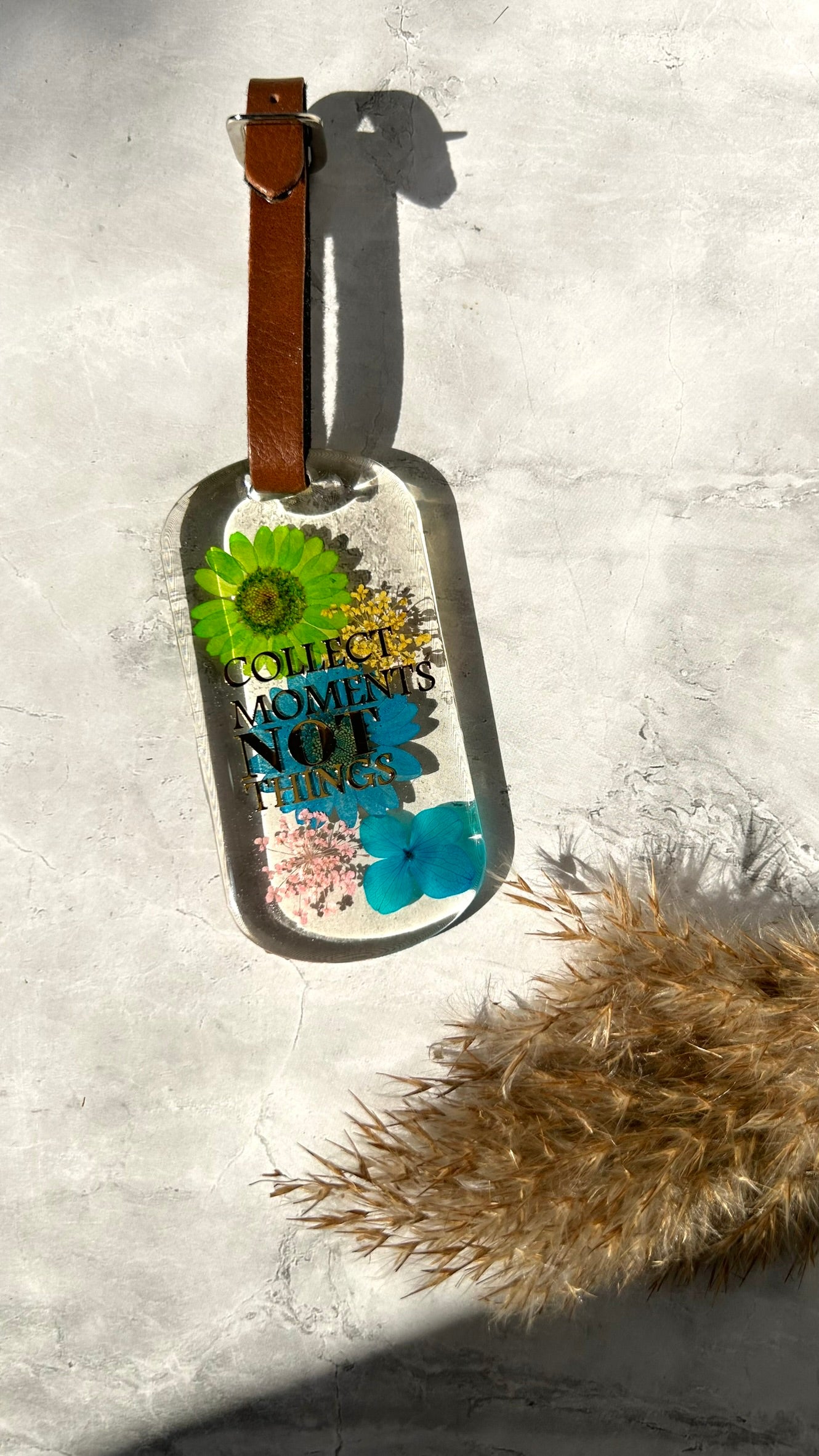 Flora Faraway Resin Luggage Tags - "Collect moments not things" | Peacock Color Flower
