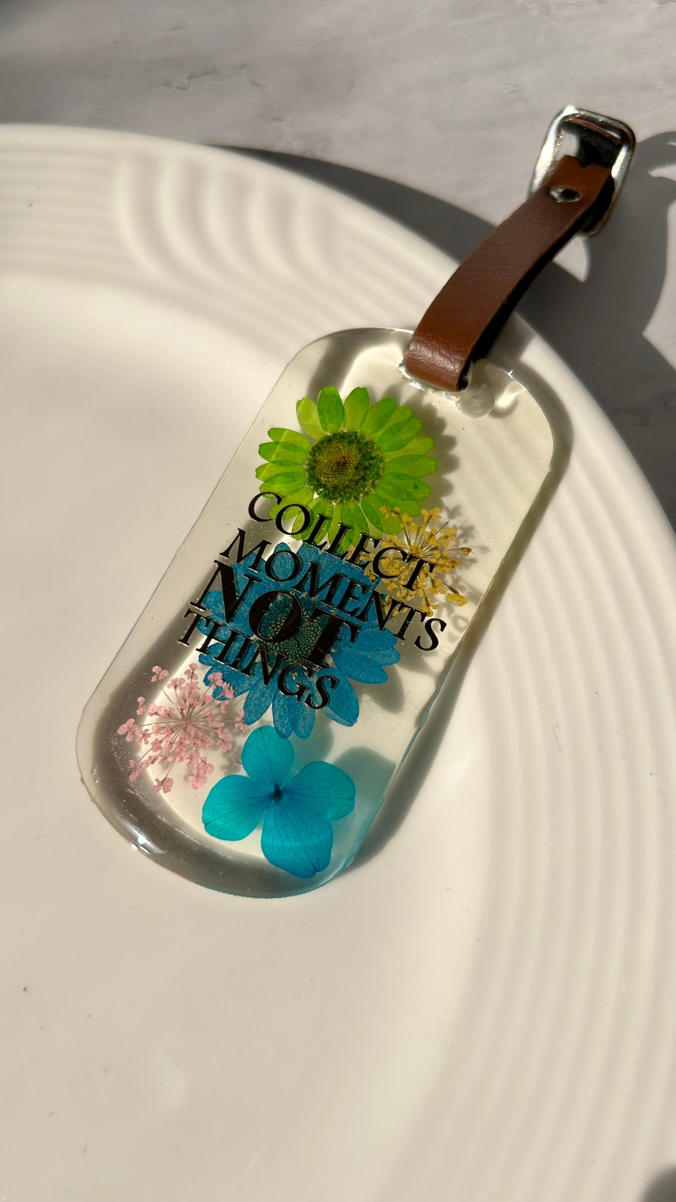 Flora Faraway Resin Luggage Tags - "Collect moments not things" | Peacock Color Flower