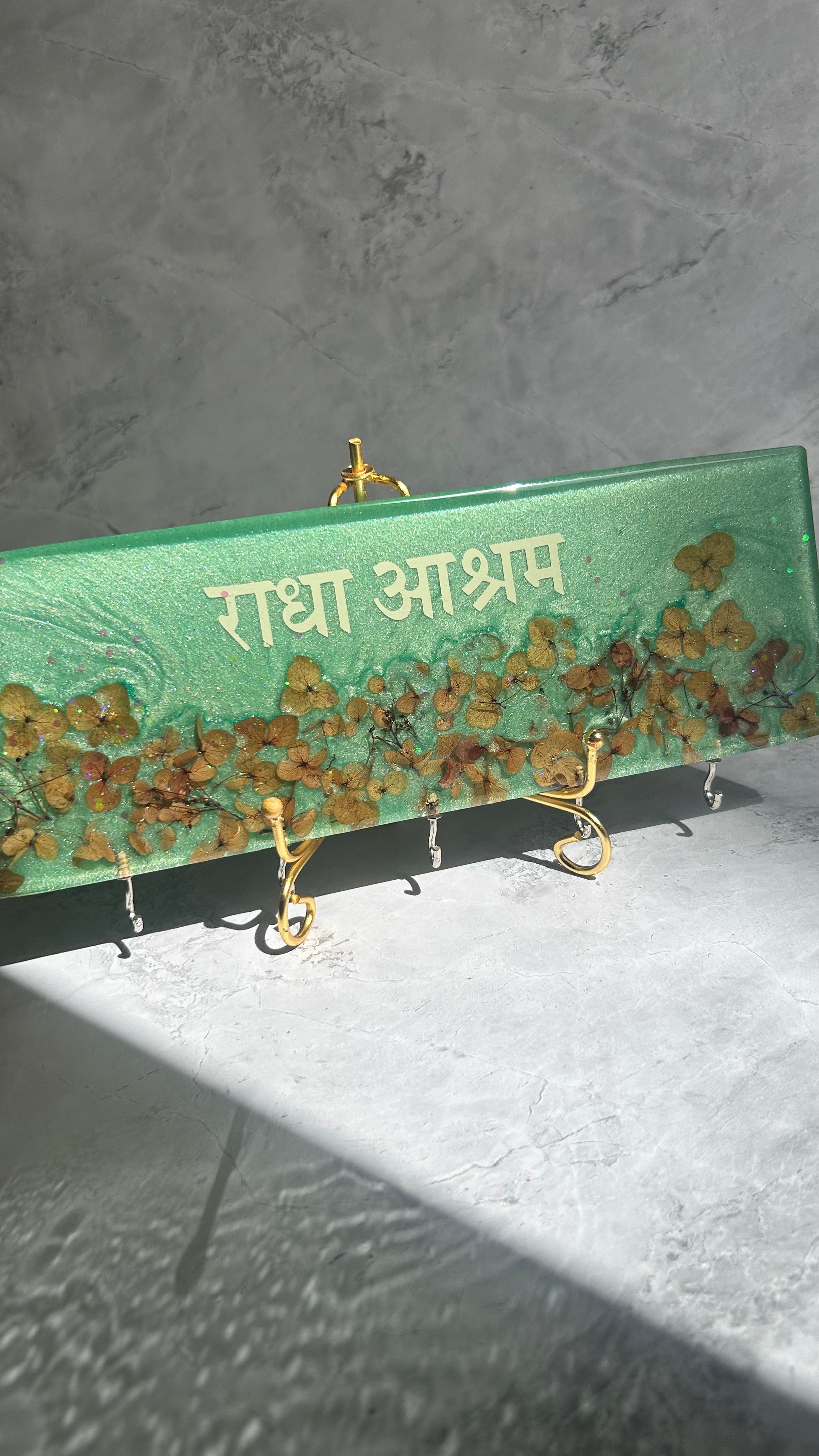 Bougainvilla Keyholder
