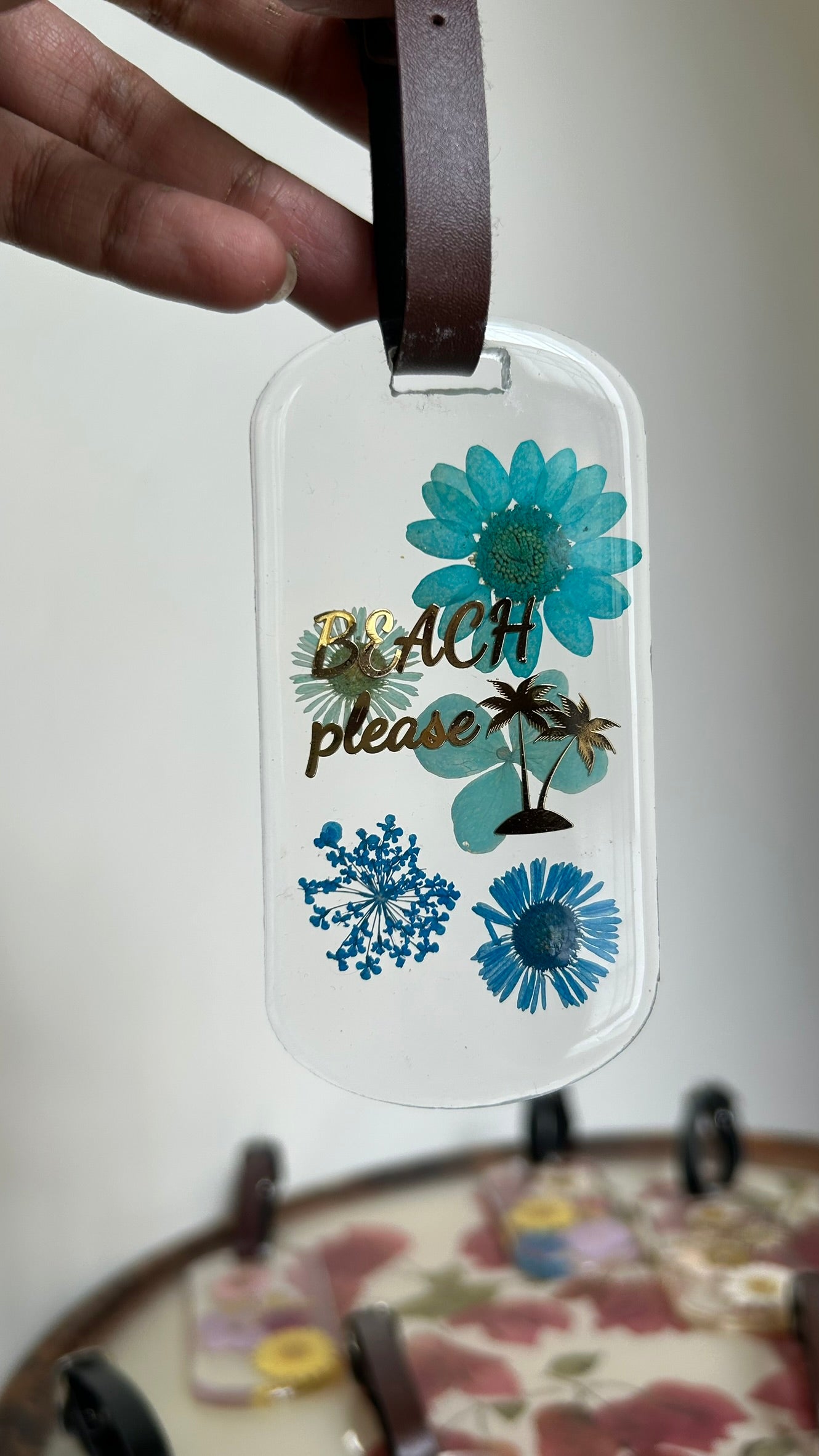 Flora Faraway Resin Luggage Tags - "Beach Please" | Blue Flower
