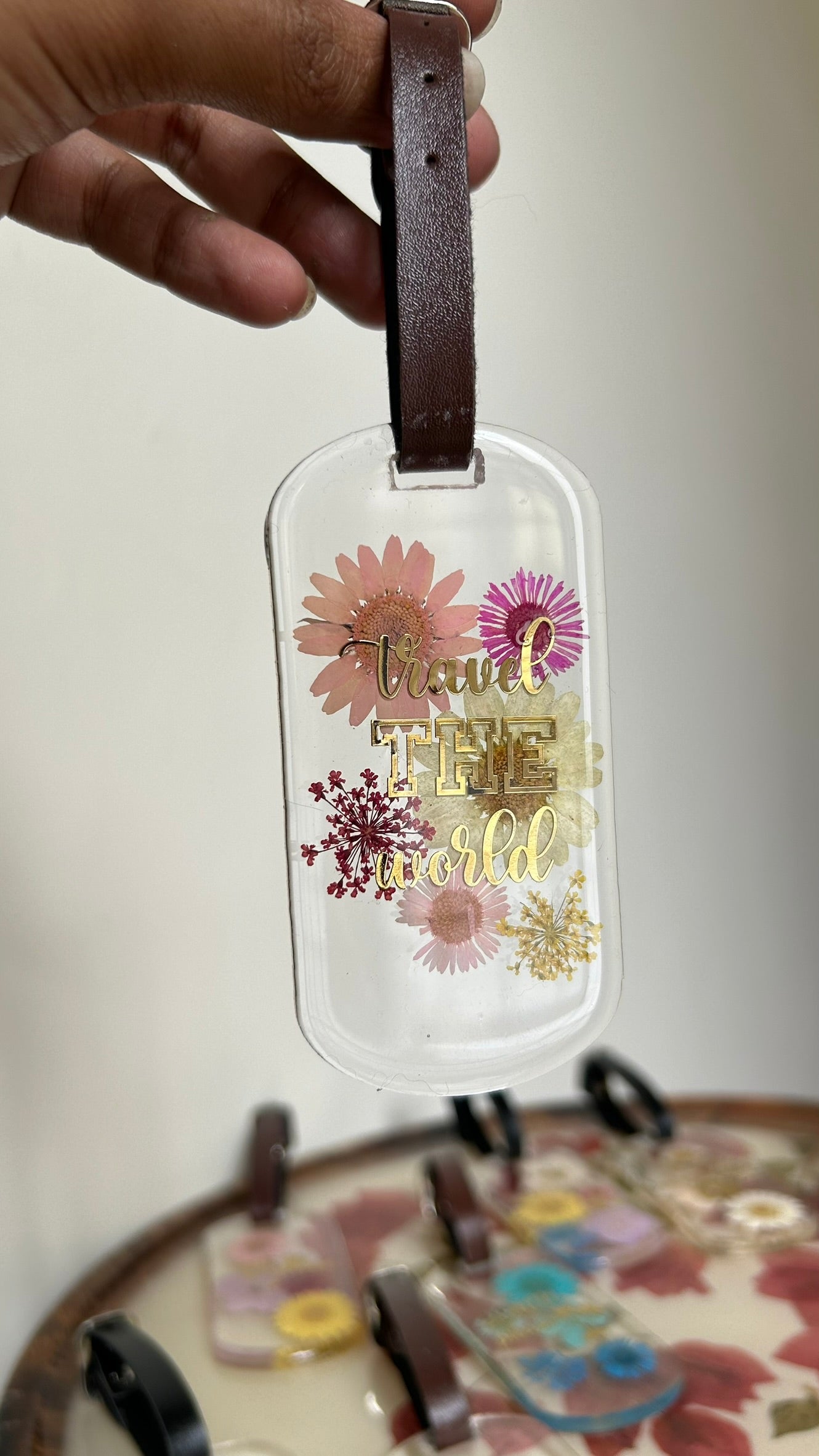 Flora Faraway Resin Luggage Tags - "Travel The world" | Light Pink Color Flower